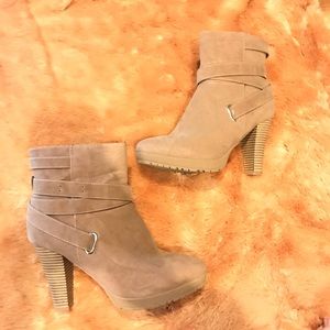 Tan booties SIZE 8.5